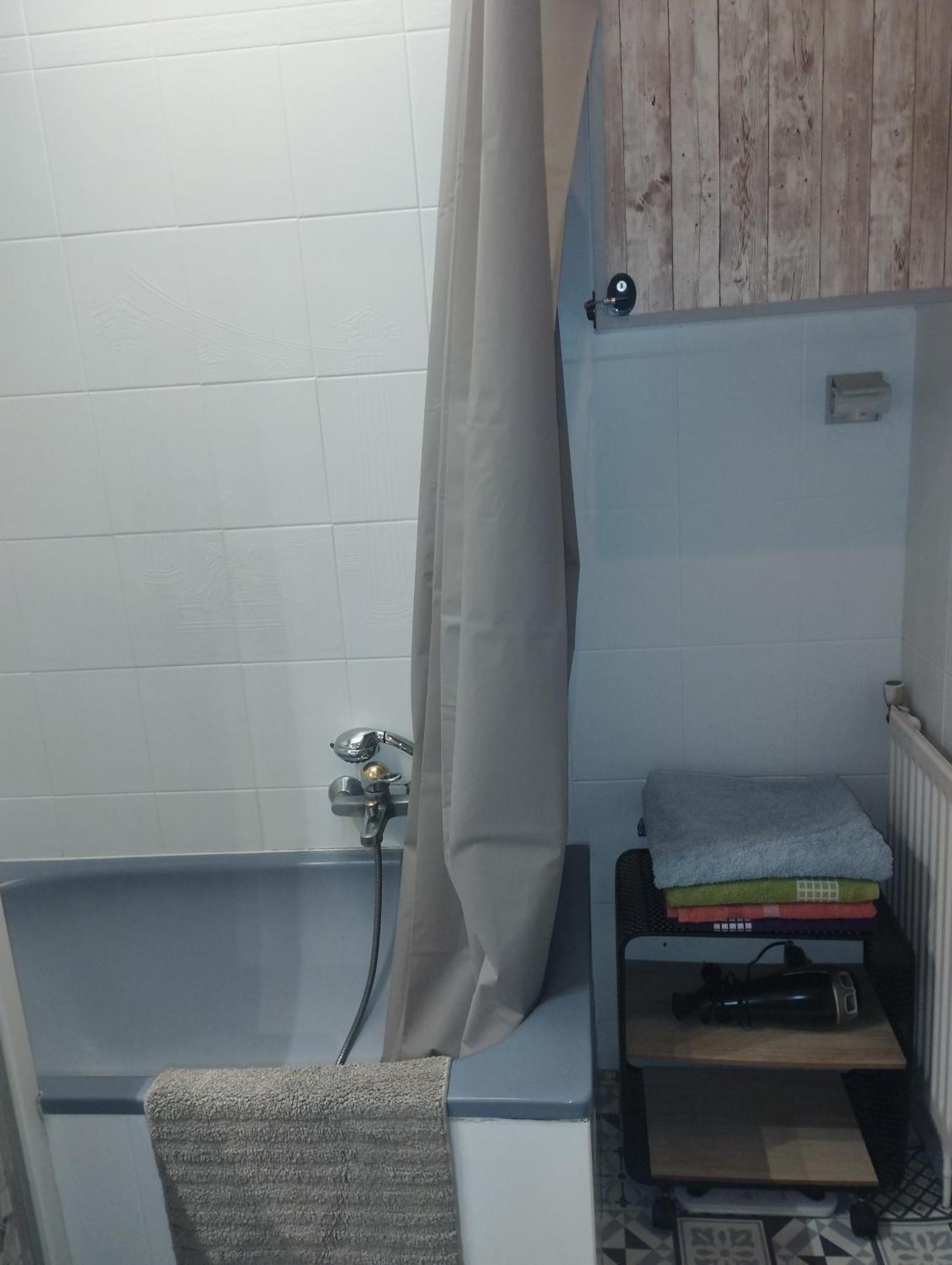 Charmant Appartement 3 Pieces 망들리유 라 나플 외부 사진