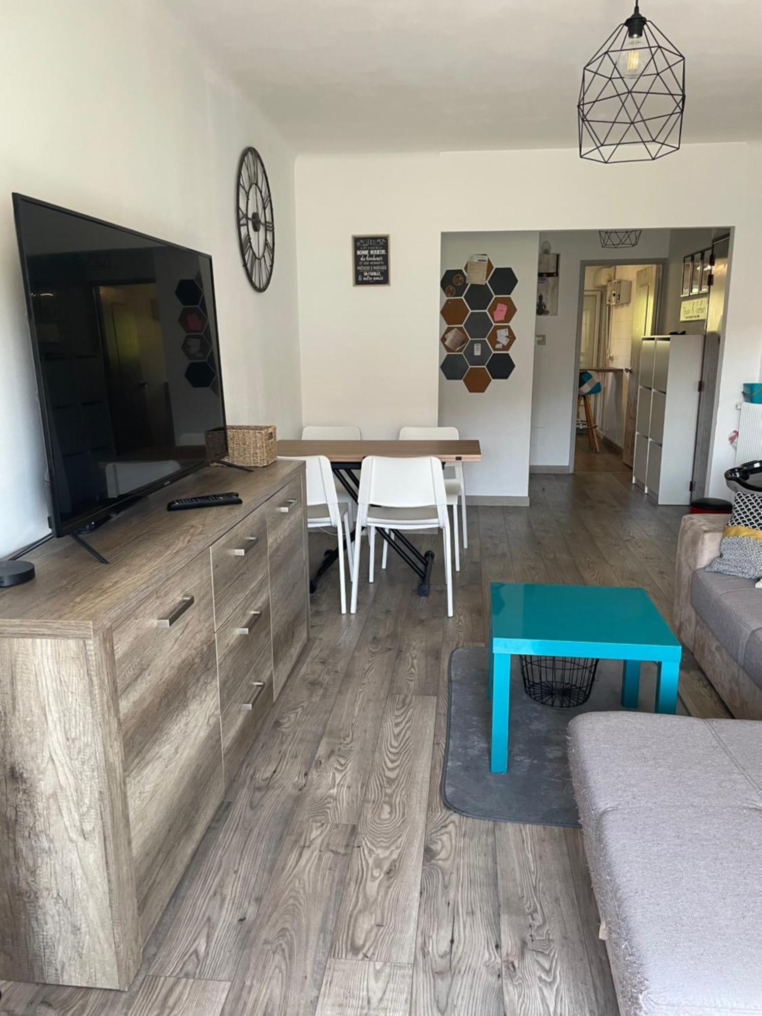 Charmant Appartement 3 Pieces 망들리유 라 나플 외부 사진